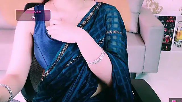 My Rose online show from 02/23/26, 04:37