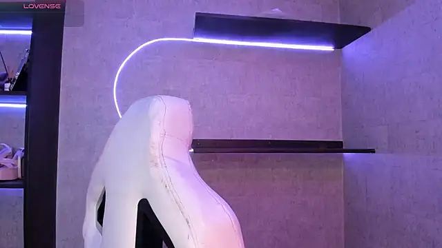 RenataLeclair online show from 10/08/25, 04:04