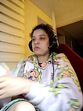 miss carmila1 online show from 12/22/25, 04:09