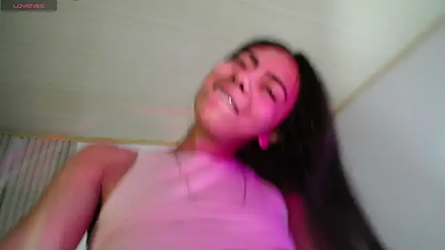 Snapshot of LilybethGray chatting on 11/02/25, 12:24 LilybethGray online show from 11/02/25, 12:24