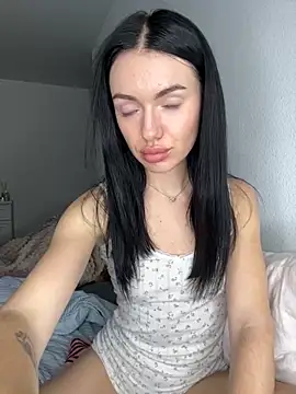 karrr  aaa online show from 11/14/25, 09:35