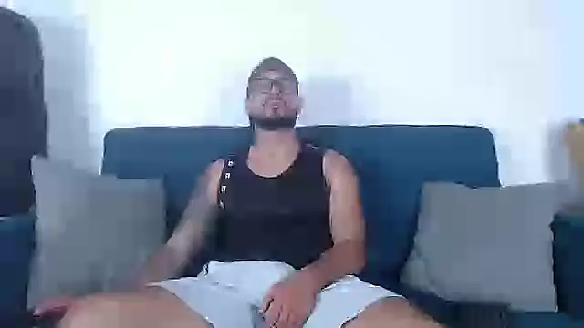 Eric Evans1 online show from 10/16/25, 04:02