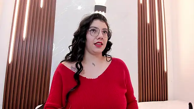 CarolinaMejia online show from 12/05/25, 04:36