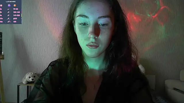 Snapshot of eskatmi chatting on 09/26/25, 01:20 eskatmi online show from 09/26/25, 01:20