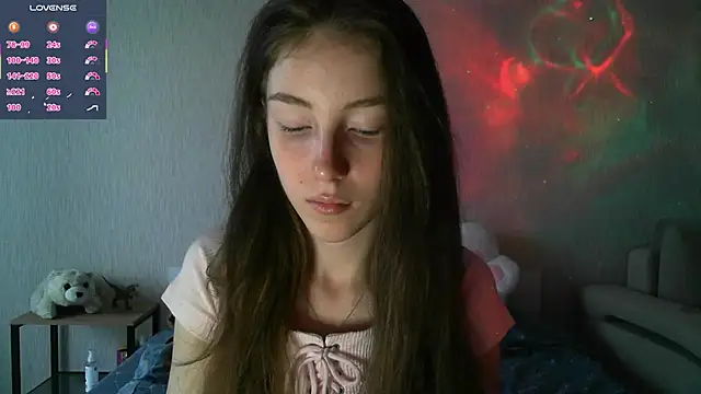 Snapshot of eskatmi chatting on 10/11/25, 01:05 eskatmi online show from 10/11/25, 01:05