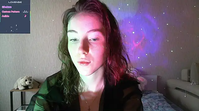 Snapshot of eskatmi chatting on 10/15/25, 12:55 eskatmi online show from 10/15/25, 12:55