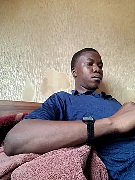 Snapshot of sweetdickboy2 chatting on 09/27/25, 10:42 sweetdickboy2 online show from 09/27/25, 10:42