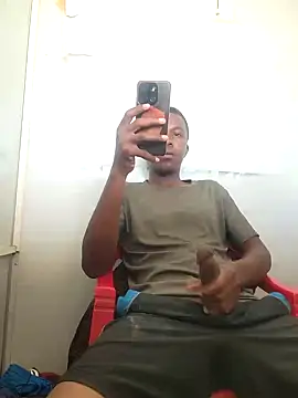 Snapshot of sweetdickboy2 chatting on 04/01/26, 02:25 sweetdickboy2 online show from 04/01/26, 02:25