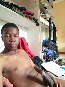 Snapshot of sweetdickboy2 chatting on 04/08/26, 08:14 sweetdickboy2 online show from 04/08/26, 08:14