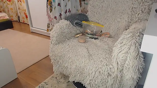 merlyn4 online show from 01/11/25, 11:02