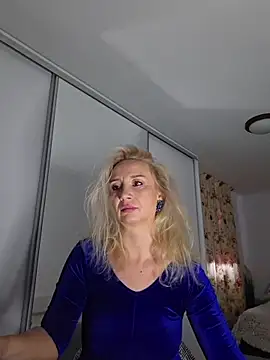 merlyn4 online show from 11/15/25, 08:33