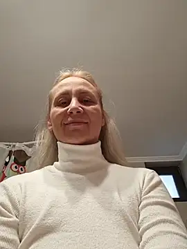 merlyn4 online show from 11/27/25, 07:54