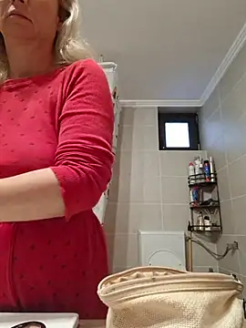 merlyn4 online show from 12/05/25, 07:50