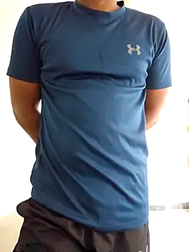 Snapshot of rainzey chatting on 10/14/25, 06:47 rainzey online show from 10/14/25, 06:47