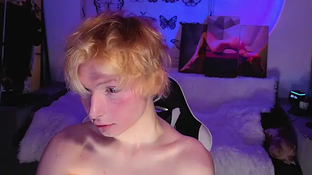 Your avatar online show from 11/13/25, 07:35