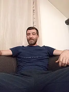 Snapshot of Alexdaniel89 chatting on 01/06/26, 07:06 Alexdaniel89 online show from 01/06/26, 07:06