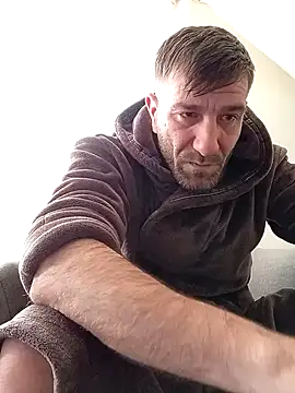 Snapshot of Alexdaniel89 chatting on 01/14/26, 09:59 Alexdaniel89 online show from 01/14/26, 09:59