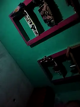 Snapshot of Suhana_pandit chatting on 11/07/25, 07:58 Suhana pandit online show from 11/07/25, 07:58