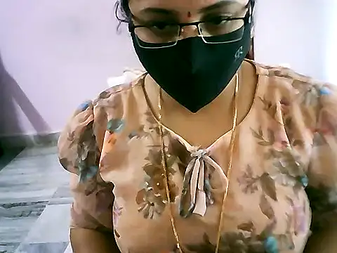 jannu6482 online show from 10/05/25, 08:23