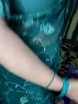 PRIYA 22 online show from 11/15/25, 02:09