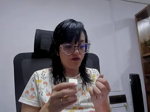 Snapshot of dalila_macherano1 chatting on 09/17/25, 10:11 dalila macherano1 online show from 09/17/25, 10:11