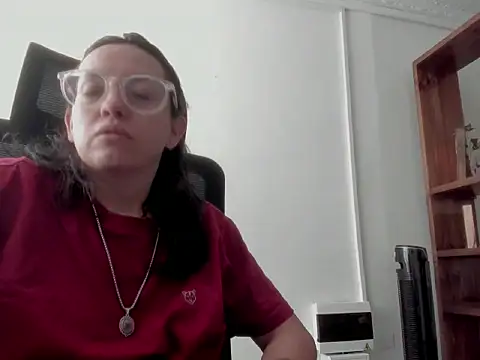 Snapshot of dalila_macherano1 chatting on 10/18/25, 03:57 dalila macherano1 online show from 10/18/25, 03:57