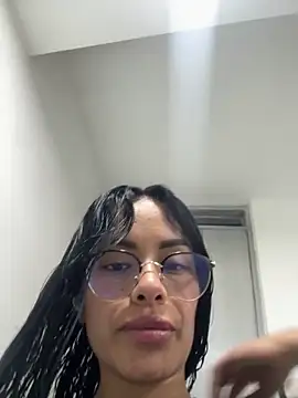 Melissa coch online show from 11/10/25, 11:04