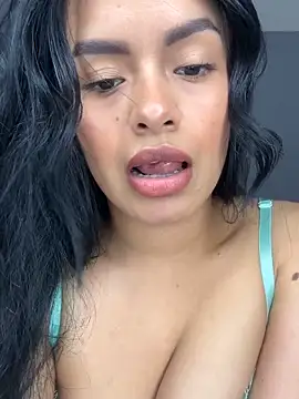 Melissa coch online show from 04/15/26, 04:58