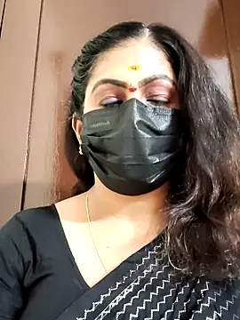 Sweetie swetha37 online show from 09/15/25, 08:03