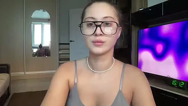 StellarAlice online show from 11/28/25, 11:13