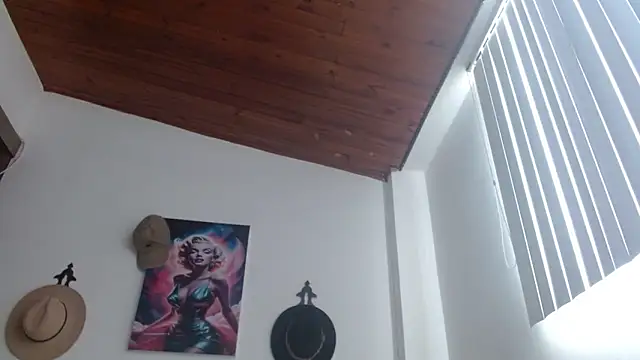 Crystal Star  online show from 02/07/26, 04:11