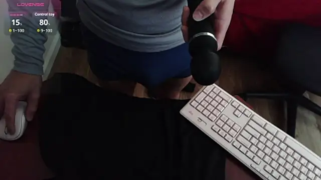 Snapshot of cumnut4me chatting on 11/04/25, 06:18 cumnut4me online show from 11/04/25, 06:18