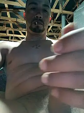 Snapshot of lakiste69-35 chatting on 02/21/26, 12:33 lakiste69-35 online show from 02/21/26, 12:33