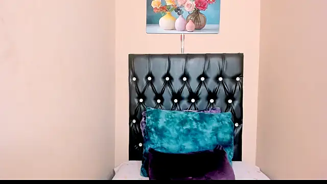 Toxicfantasy4u online show from 02/18/26, 04:25