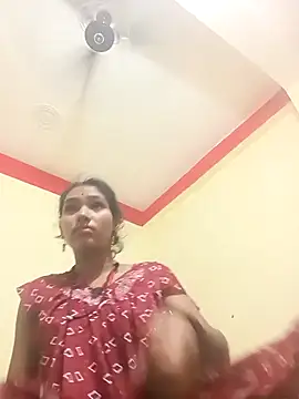 Snapshot of Aapki_Chahat0143 chatting on 10/08/25, 03:53 Aapki Chahat0143 online show from 10/08/25, 03:53