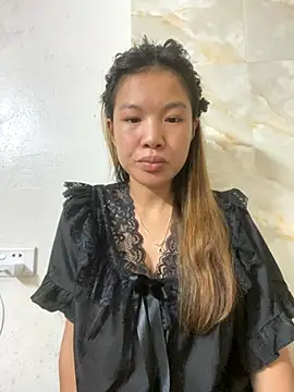 Snapshot of QueenLink chatting on 09/12/25, 09:31 QueenLink online show from 09/12/25, 09:31