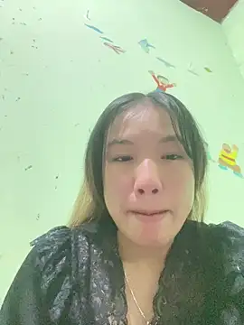 Snapshot of QueenLink chatting on 10/09/25, 06:06 QueenLink online show from 10/09/25, 06:06