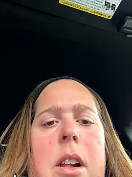 hornykitty1210 online show from 10/31/25, 07:15