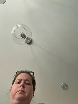 hornykitty1210 online show from 06/12/26, 01:43