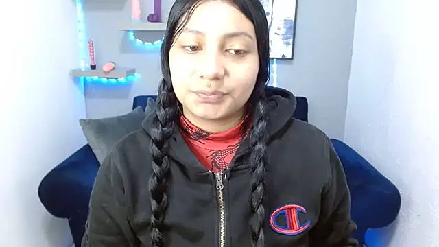 Snapshot of pixiefuckass chatting on 11/20/25, 12:05 pixiefuckass online show from 11/20/25, 12:05