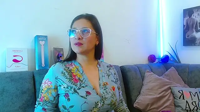 Alana steel 1 online show from 03/27/26, 07:35