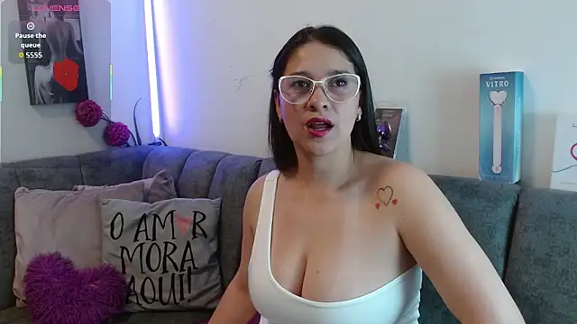 Alana steel 1 online show from 04/10/26, 07:29