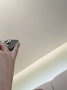 Snapshot of Chloemillerrxx chatting on 09/11/25, 11:54 Chloemillerrxx online show from 09/11/25, 11:54