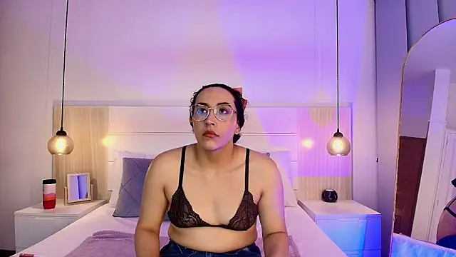 alehia cute online show from 10/09/25, 10:19