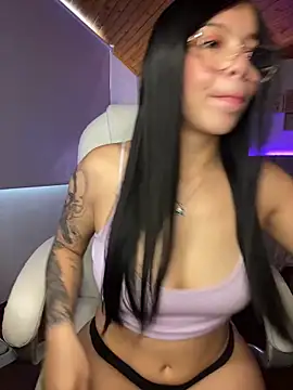 Maddy Piink online show from 10/20/25, 06:30