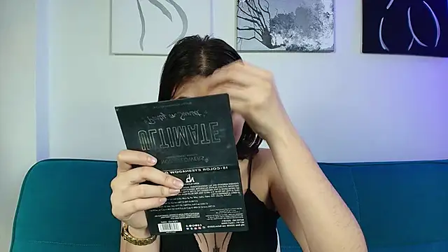 Zoe wang online show from 01/15/26, 01:37