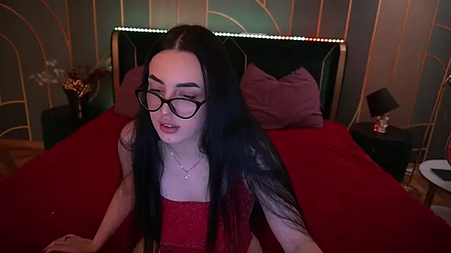 Snapshot of CraveMeRich chatting on 09/14/25, 05:50 CraveMeRich online show from 09/14/25, 05:50