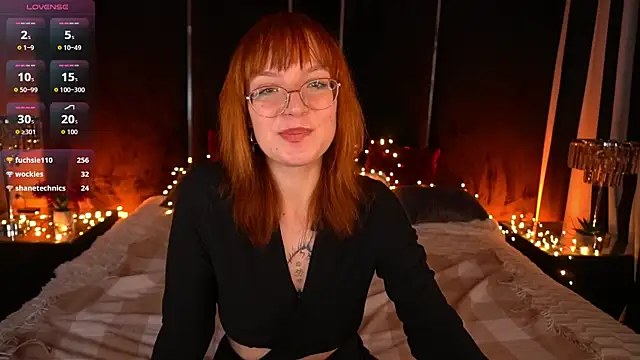 Snapshot of Pixie_Peachh chatting on 12/23/25, 02:20 Pixie Peachh online show from 12/23/25, 02:20