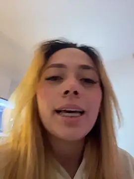 LanaMills  online show from 02/17/26, 05:15