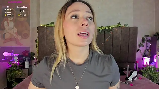 LanaMills  online show from 04/13/26, 05:13